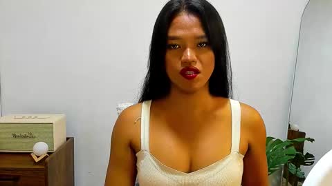 Maxine online show from 10.17.25