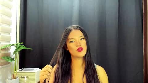 Maxine online show from 11.28.25