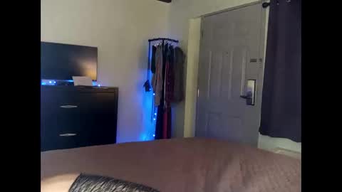 Lucky  online show from 04.11.26