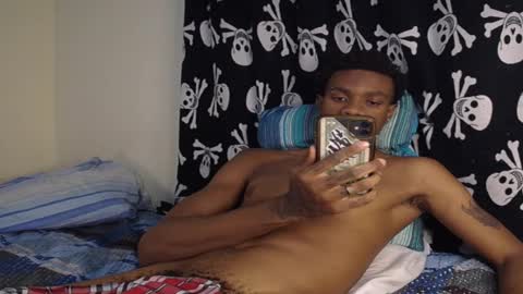 Snapshot of hottiekingny chatting on 02.11.25 independent Model online show from 02.11.25