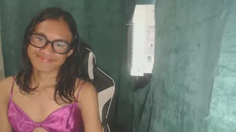 hottiest_luna online show from 05.12.26