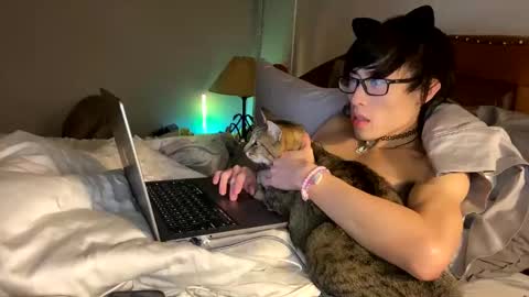 hottiewithabody101 online show from 06.08.26