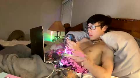 hottiewithabody101 online show from 06.12.26