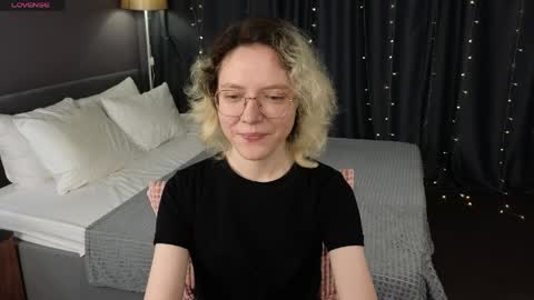 Kori online show from 04.11.26