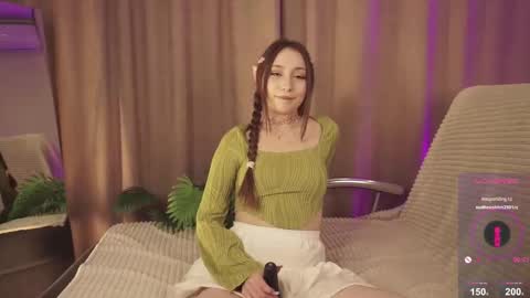 Snapshot of hottpeachh chatting on 10.16.25 hottpeachh online show from 10.16.25