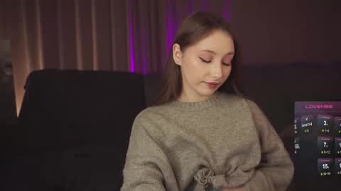 Snapshot of hottpeachh chatting on 11.18.25 hottpeachh online show from 11.18.25