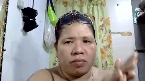 Snapshot of hottycrissy4u chatting on 06.14.26 hottycrissy4u online show from 06.14.26
