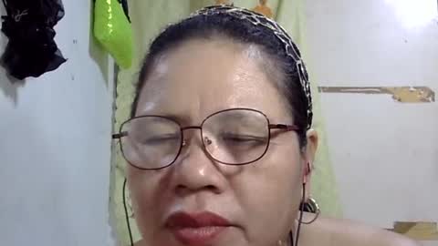 Snapshot of hottycrissy4u chatting on 06.17.26 hottycrissy4u online show from 06.17.26