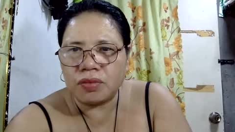 Snapshot of hottycrissy4u chatting on 06.20.26 hottycrissy4u online show from 06.20.26