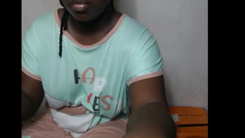 hottylissa1 online show from 11.05.25