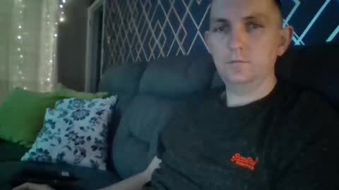 hotuk86 online show from 01.29.25