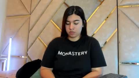   online show from 01.10.26