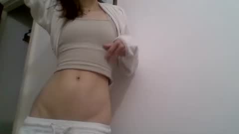 Snapshot of hotwinterxx chatting on 01.21.25 Hotwixx online show from 01.21.25