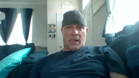 Snapshot of hotyummycock69 chatting on 09.27.25 hotyummycock69 online show from 09.27.25