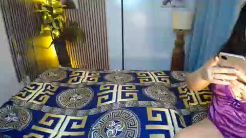 Brielle online show from 09.09.25