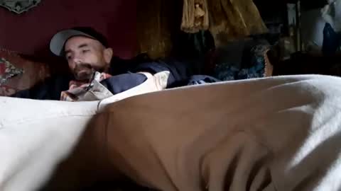 Snapshot of houndmefromhell chatting on 11.17.25 houndmefromhell online show from 11.17.25