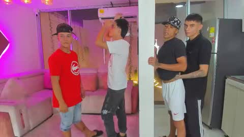 Snapshot of houseofwarrios chatting on 11.27.25 we are Harry Jersi pablo and our mod talco online show from 11.27.25