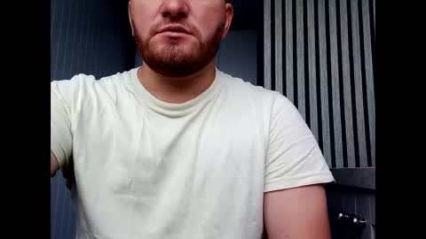 houskji8 online show from 10.12.25