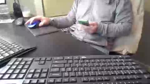 Snapshot of hoverday chatting on 02.03.26 hoverday online show from 02.03.26