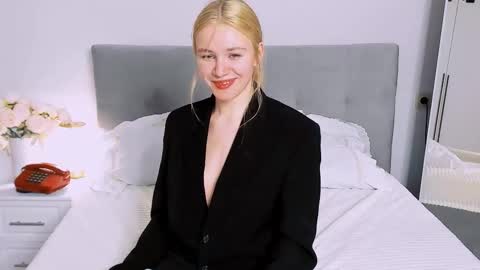 ash. see u on sunday online show from 11.05.25