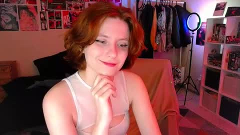 Snapshot of hua_lian chatting on 02.11.26 Alice online show from 02.11.26