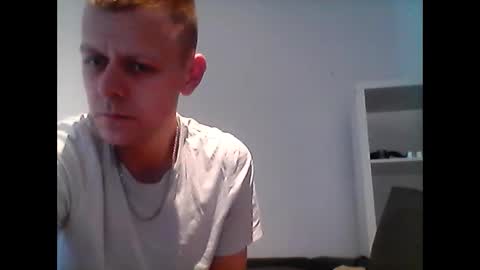 Snapshot of hubikush22 chatting on 12.26.24 hubikush22 online show from 12.26.24