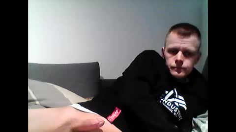 Snapshot of hubikush22 chatting on 12.26.24 hubikush22 online show from 12.26.24