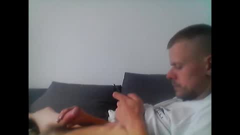 Snapshot of hubikush22 chatting on 10.10.25 hubikush22 online show from 10.10.25