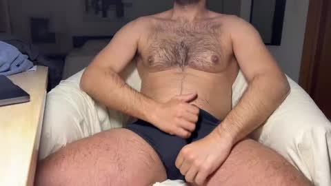 huge_moth online show from 03.09.25