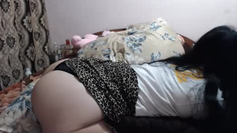 hugeassdevil online show from 11.28.25