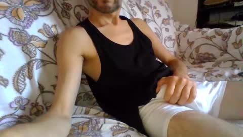 Snapshot of hugebobforever1983 chatting on 09.21.25 hugebobforever1983 online show from 09.21.25
