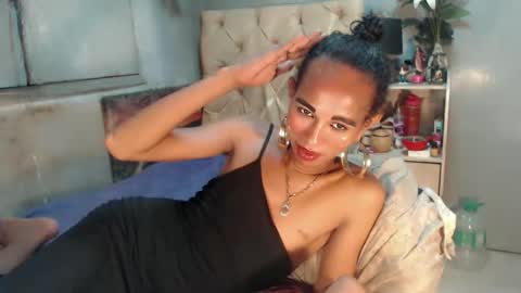 hugecock_caramel online show from 05.15.26
