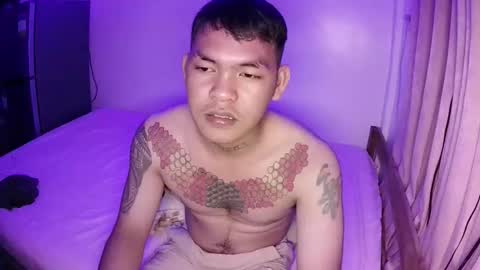 Snapshot of hugecock_jr chatting on 11.13.25 JR online show from 11.13.25