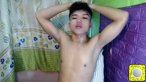 Snapshot of hugecock_kiel chatting on 11.27.25 hugecock_kiel online show from 11.27.25