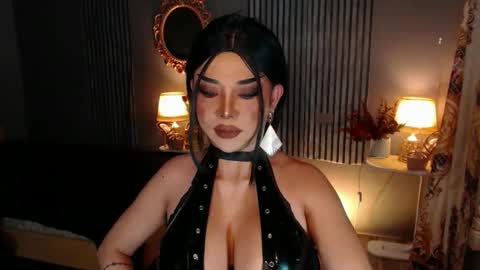 Christine online show from 12.15.25