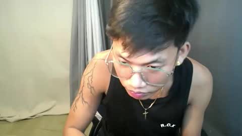 hugecockjames09 online show from 09.26.25