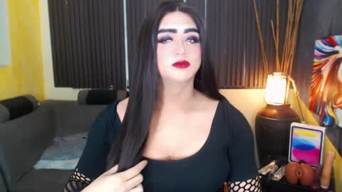 MsLovely online show from 04.10.26