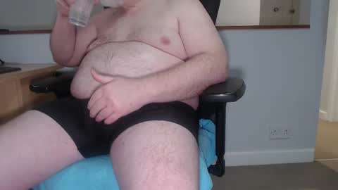 Huggie Bear online show from 03.12.25