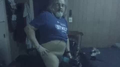 lonely huggy bear online show from 12.19.25