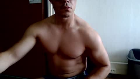 hughjaegg online show from 06.10.26