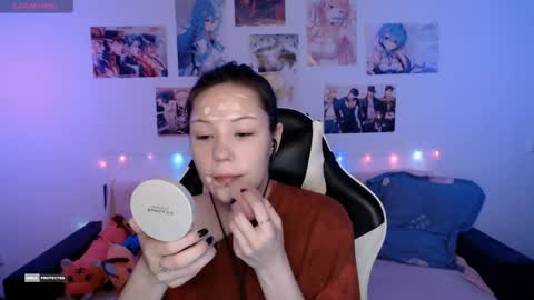 Snapshot of hugomin chatting on 12.27.24 HugoMin online show from 12.27.24