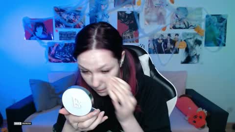 Snapshot of hugomin chatting on 11.06.25 HugoMin online show from 11.06.25