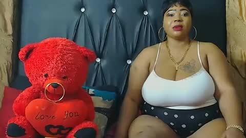 humongoustitss500929 online show from 10.09.25