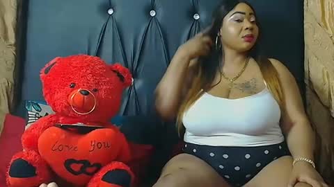 humongoustitss500929 online show from 10.13.25