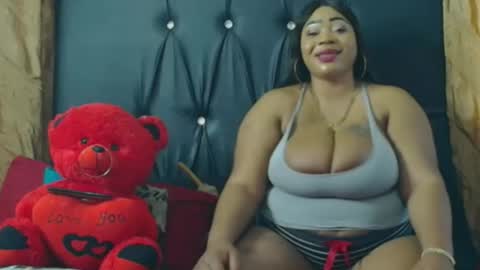 humongoustitss500929 online show from 10.31.25