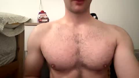 hung_college01 online show from 11.04.25