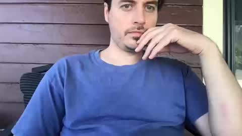 hungedgingartist online show from 10.14.25