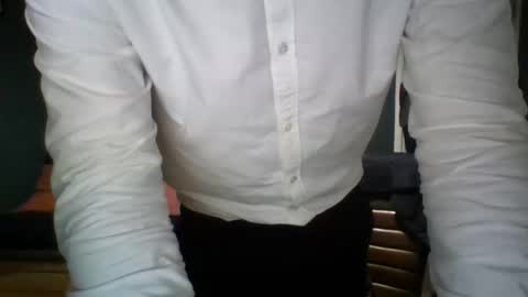 hunghard2004 online show from 10.22.25