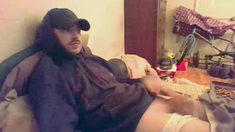 Snapshot of hungsubbb chatting on 12.14.25 Boi online show from 12.14.25