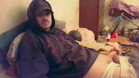 Snapshot of hungsubbb chatting on 02.25.26 Boi online show from 02.25.26